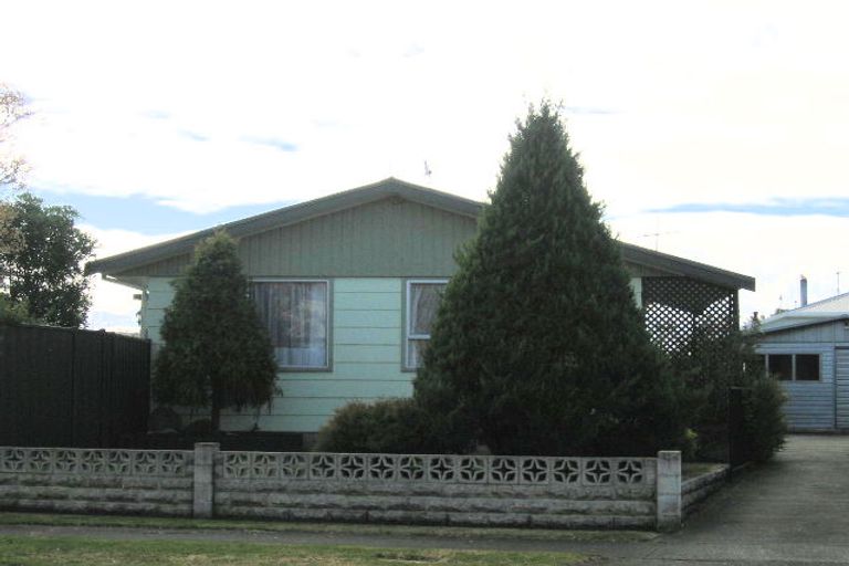 Photo of property in 4 Tiffen Place, Greenmeadows, Napier, 4112