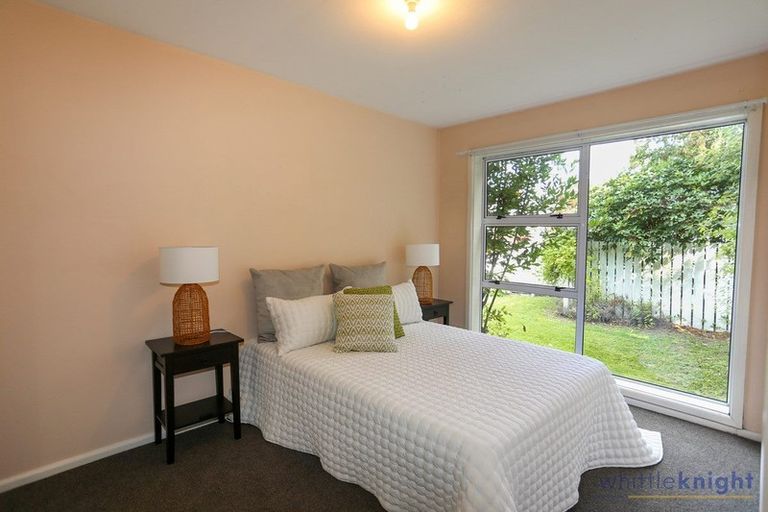 Photo of property in 33 Powell Crescent, Ilam, Christchurch, 8041