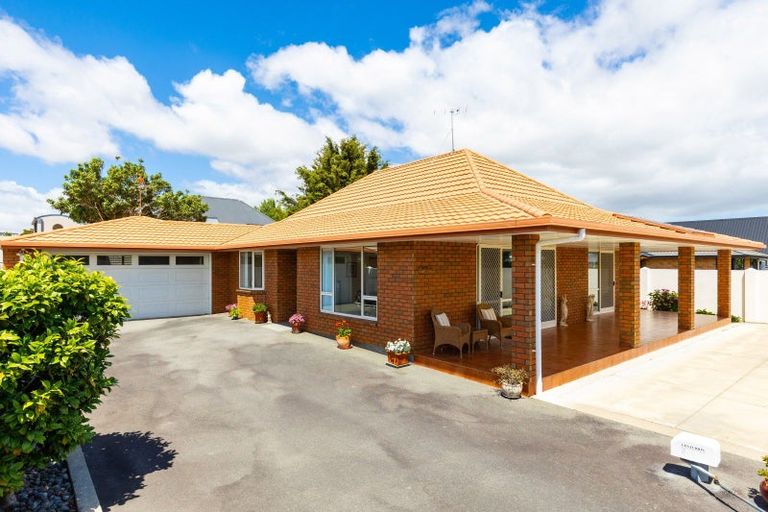 Photo of property in 13 Dillon Street, Blenheim, 7201