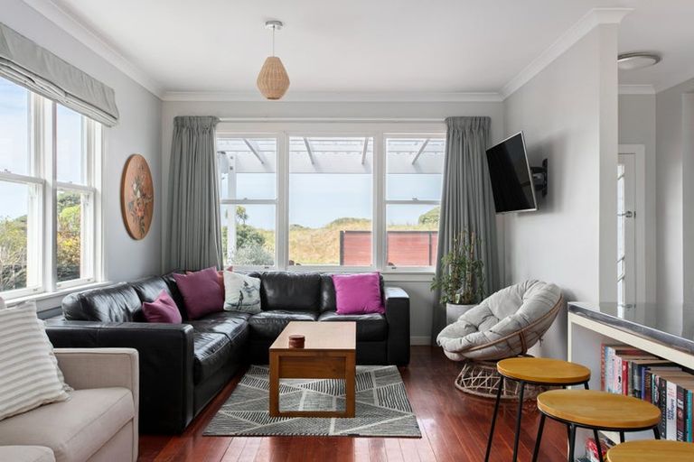 Photo of property in 28a Moana Road, Okitu, Gisborne, 4010