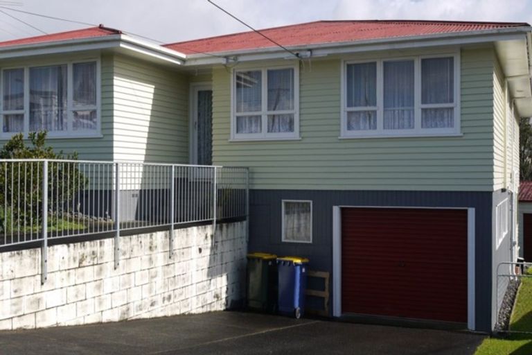 Photo of property in 26 Sabulite Road, Kelston, Auckland, 0602