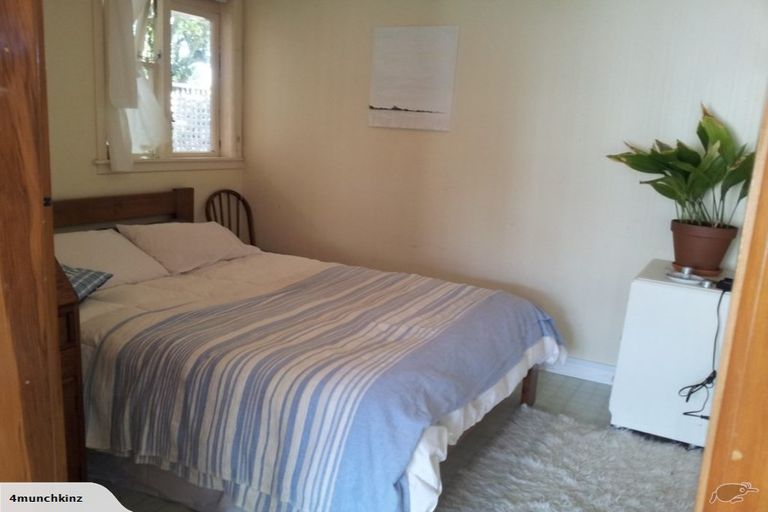 Photo of property in 7 Trent Street, Island Bay, Wellington, 6023