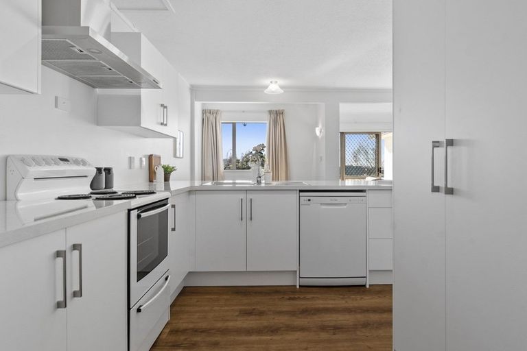 Photo of property in 30a Eleventh Avenue, Tauranga, 3110