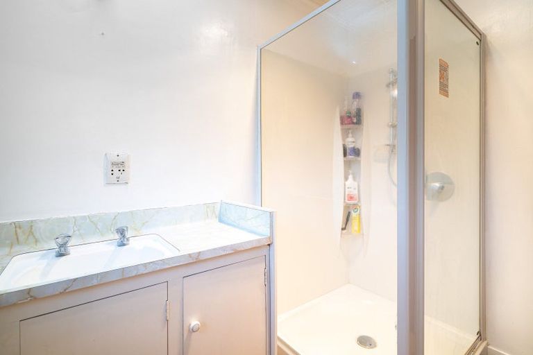 Photo of property in 17 Walton Place, Flaxmere, Hastings, 4120