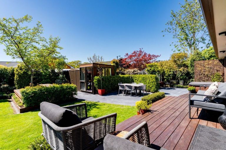 Photo of property in 2 Kent Place, Mosgiel, 9024