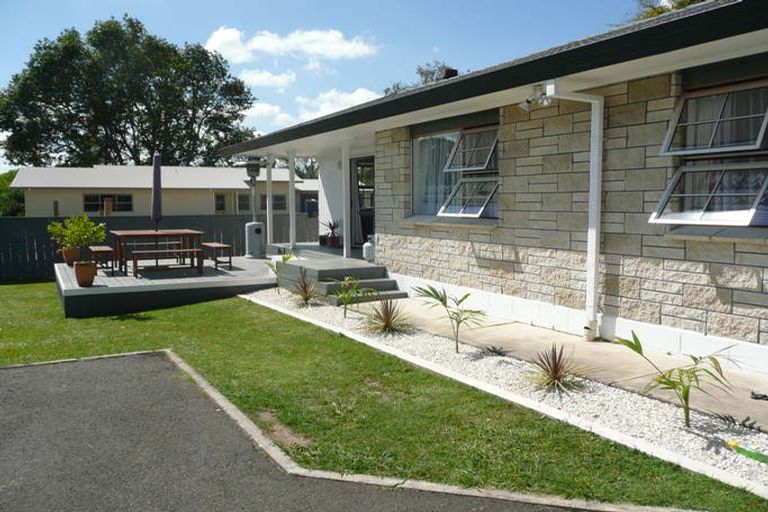 Photo of property in 76 Shakespeare Street, Leamington, Cambridge, 3432