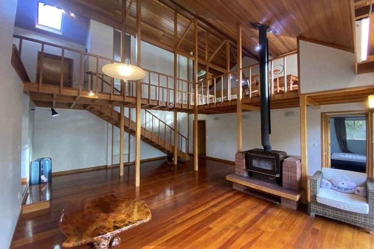 Photo of property in 48 Cheriton Road, Mellons Bay, Auckland, 2014