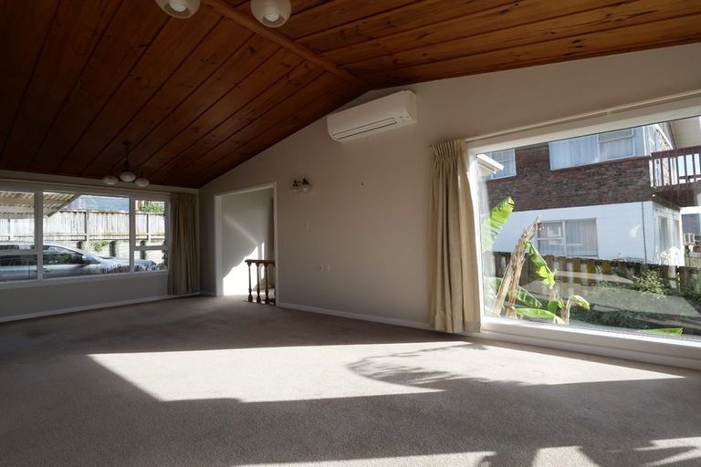 Photo of property in 5 Willis Avenue, Pukekohe, 2120
