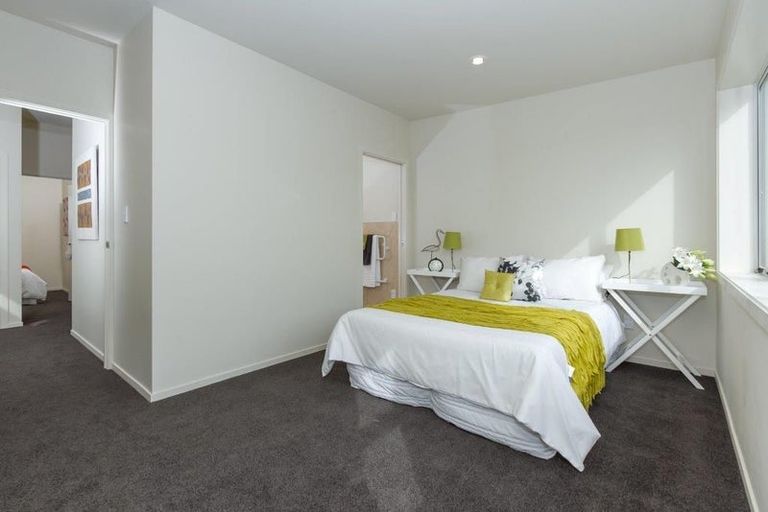 Photo of property in 2/23 Beatty Street, Melville, Hamilton, 3206