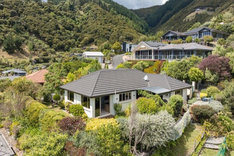 Photo of property in 16 Springlea Heights, Atawhai, Nelson, 7010