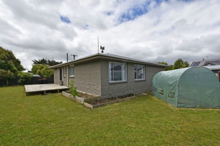 Photo of property in 116 Moulson Street, Strathern, Invercargill, 9812