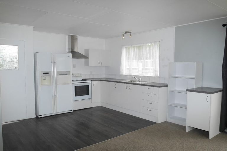 Photo of property in 95a Arawhata Road, Paraparaumu, 5032