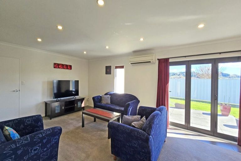 Photo of property in 16a Windsor Terrace, Taradale, Napier, 4112