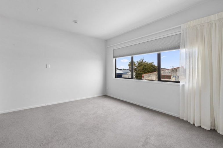 Photo of property in 2/13 Commerce Street, Frankton, Hamilton, 3204