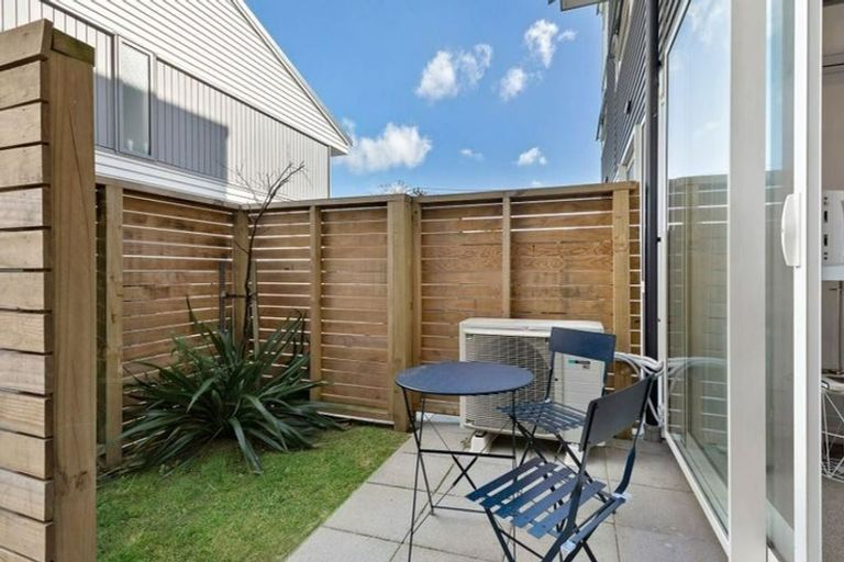 Photo of property in 3/24 Princess Terrace, Newtown, Wellington, 6021