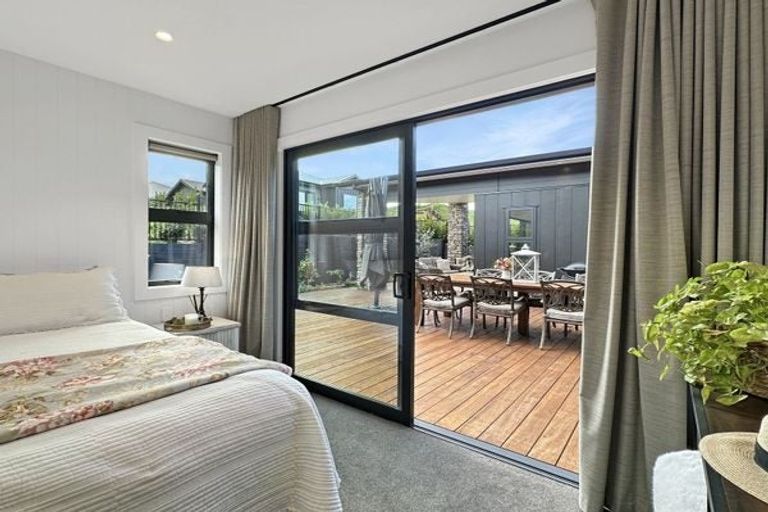 Photo of property in 8 Broadleaf Way, Kinloch, Taupo, 3377