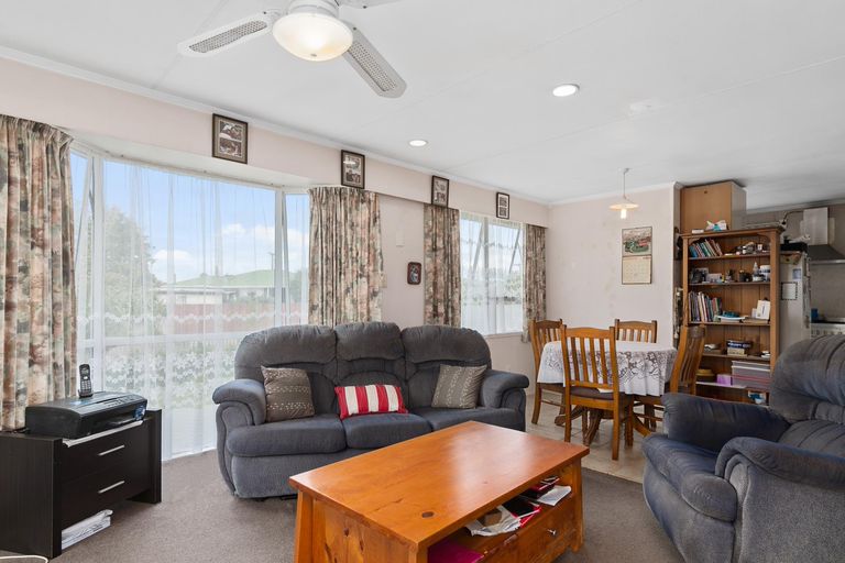 Photo of property in 28 Haumoana Street, Koutu, Rotorua, 3010