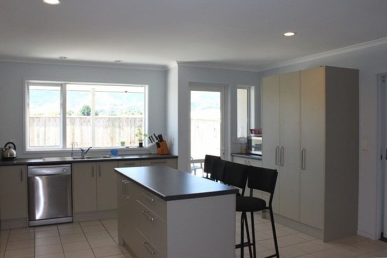 Photo of property in 32 Kendall View, Stoke, Nelson, 7011