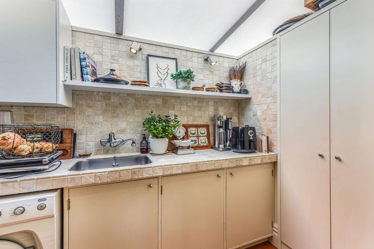 Photo of property in 91 Mount Street, Nelson South, Nelson, 7010