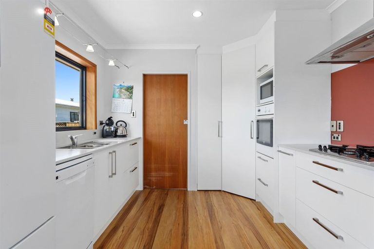 Photo of property in 37 Barry Avenue, Whakatane, 3120