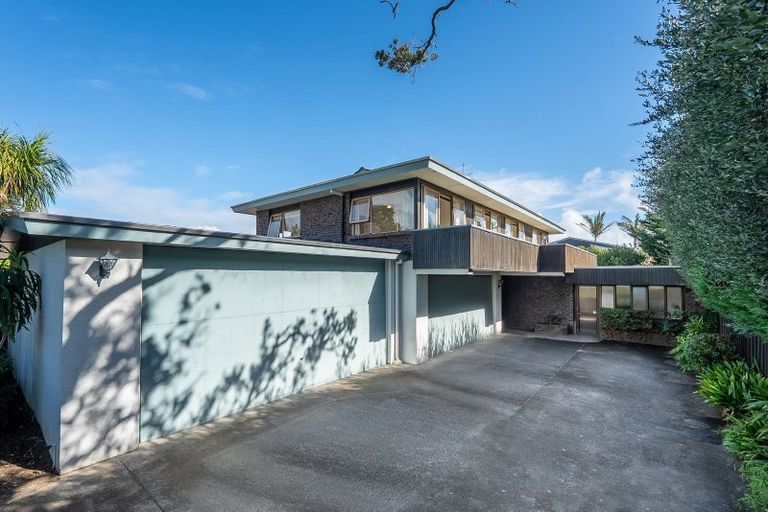 Photo of property in 1/24 Saltburn Road, Milford, Auckland, 0620