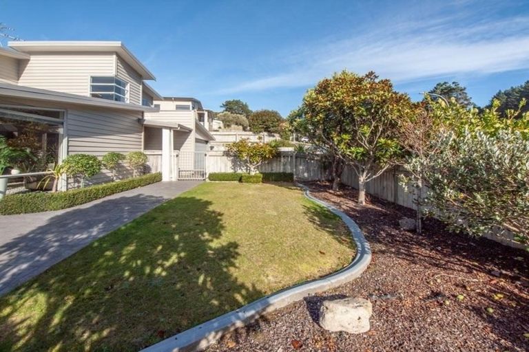 Photo of property in 9 Winsley Terrace, Churton Park, Wellington, 6037