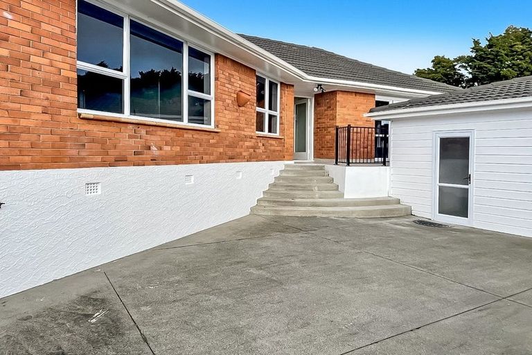 Photo of property in 36 David Avenue, Hillpark, Auckland, 2102