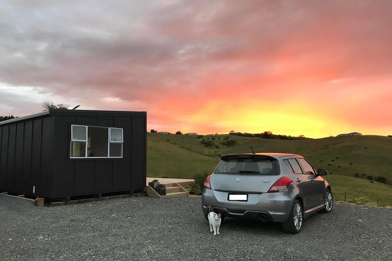 Photo of property in 211c Cable Bay Block Road, Cable Bay, 0420