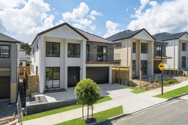 Photo of property in 14 Koromeke Street, Flat Bush, Auckland, 2019