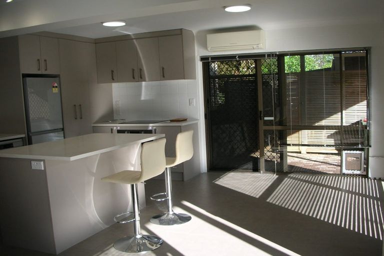 Photo of property in 32a Majesty Place, Half Moon Bay, Auckland, 2012