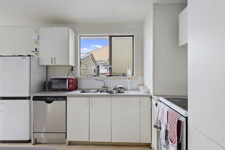 Photo of property in 18 Hillary Crescent, Upper Riccarton, Christchurch, 8041