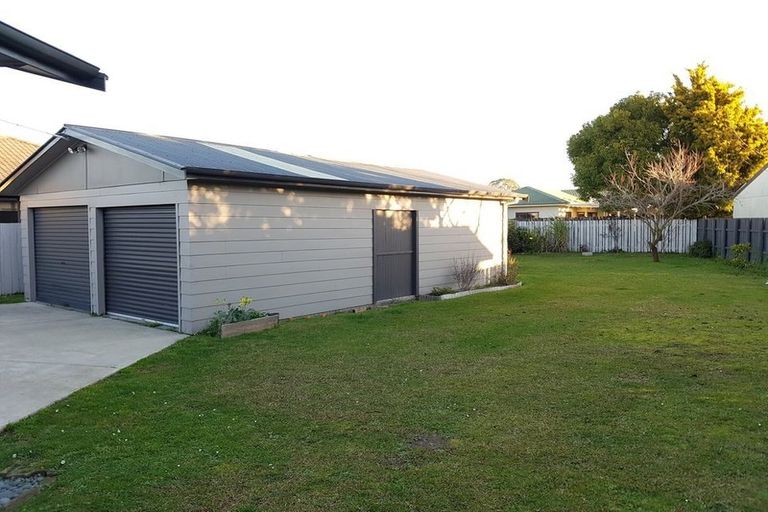 Photo of property in 111 Bryant Road, St Andrews, Hamilton, 3200
