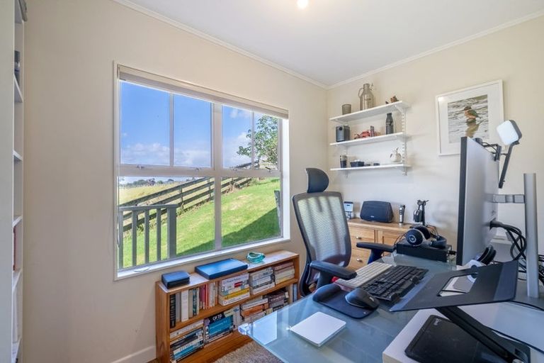 Photo of property in 171 Pinchgut Road, Kaukapakapa, 0873