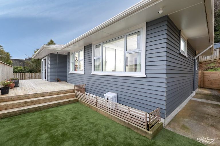 Photo of property in 16 Bull Avenue, Wainuiomata, Lower Hutt, 5014