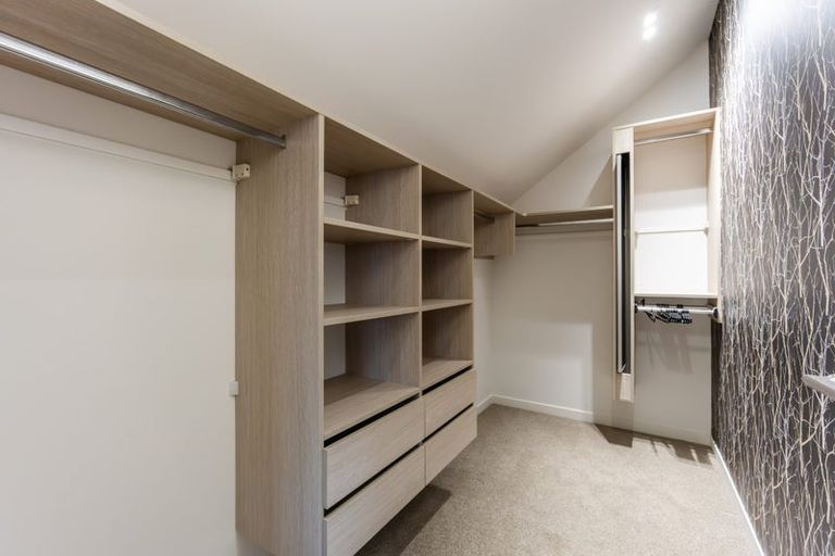 Photo of property in 11 Tuatini Place, Long Bay, Auckland, 0630