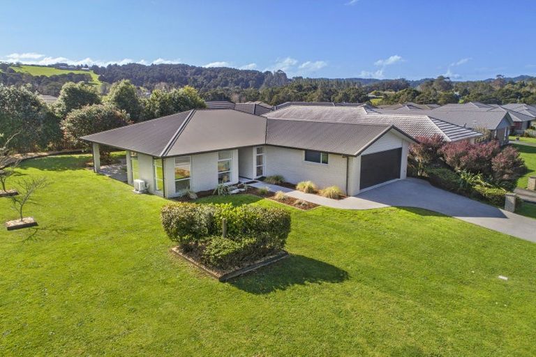Photo of property in 63 Wairau Drive, Tikipunga, Whangarei, 0112