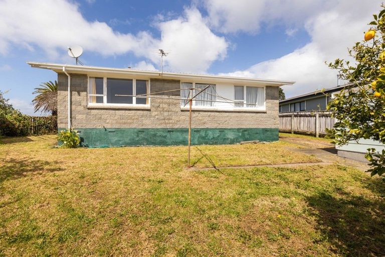 Photo of property in 75 Wrantage Street, Westown, New Plymouth, 4310