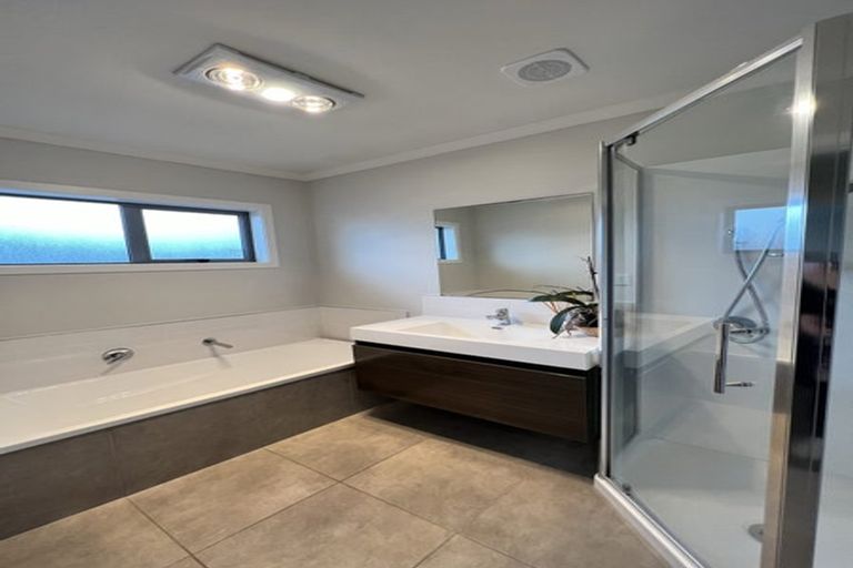 Photo of property in 7 Southbrook Close, Glenview, Hamilton, 3206