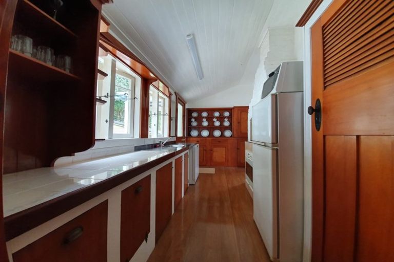 Photo of property in 83 Norwood Road, Bayswater, Auckland, 0622