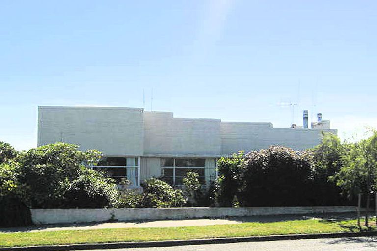 Photo of property in 43 Saint George Street, Watlington, Timaru, 7910