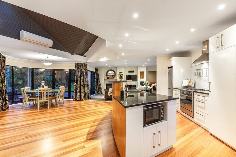 Photo of property in 9 Tiffany Close, Totara Park, Auckland, 2019