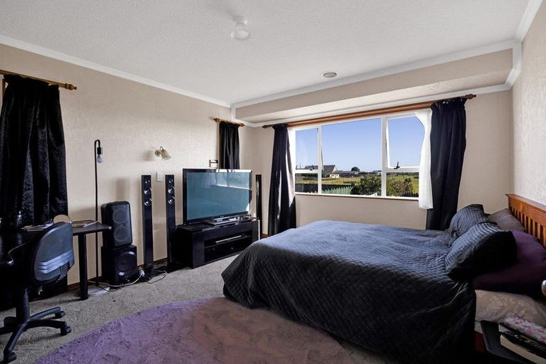 Photo of property in 11 Ponderosa Place, Opunake, 4616