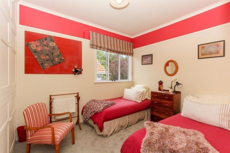Photo of property in 85 Gover Street, New Plymouth, 4310