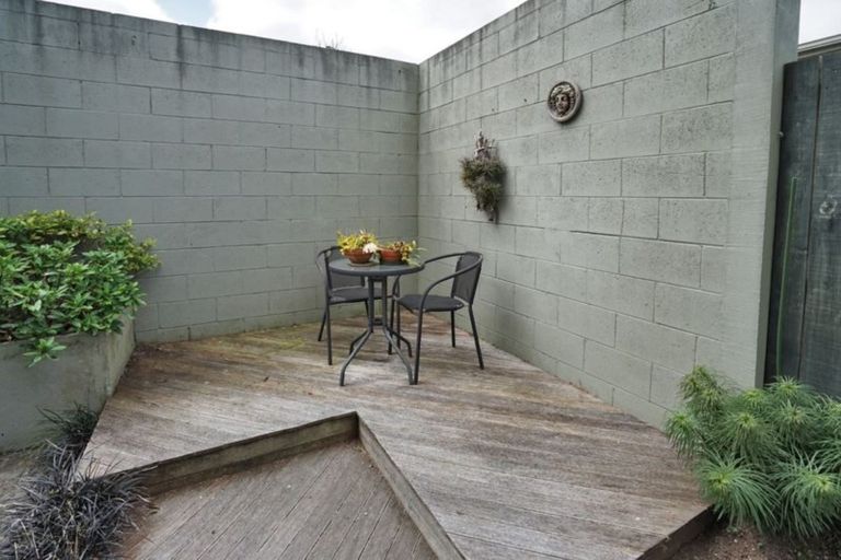 Photo of property in 30d Charlemont Street, Whitiora, Hamilton, 3200