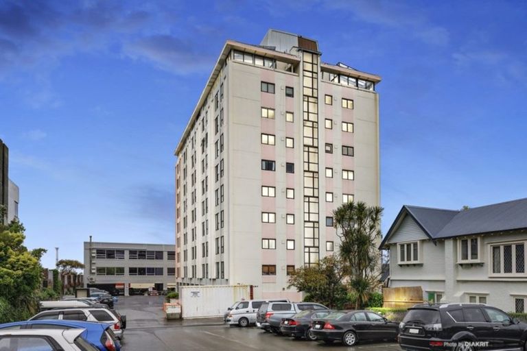 Photo of property in Hobson Court Flats, 14/70 Hobson Street, Thorndon, Wellington, 6011