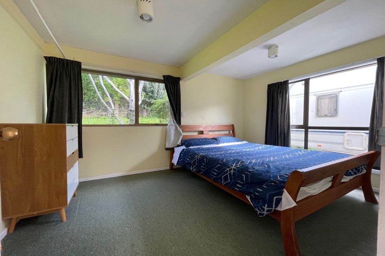 Photo of property in 18 King Richard Place, Browns Bay, Auckland, 0630
