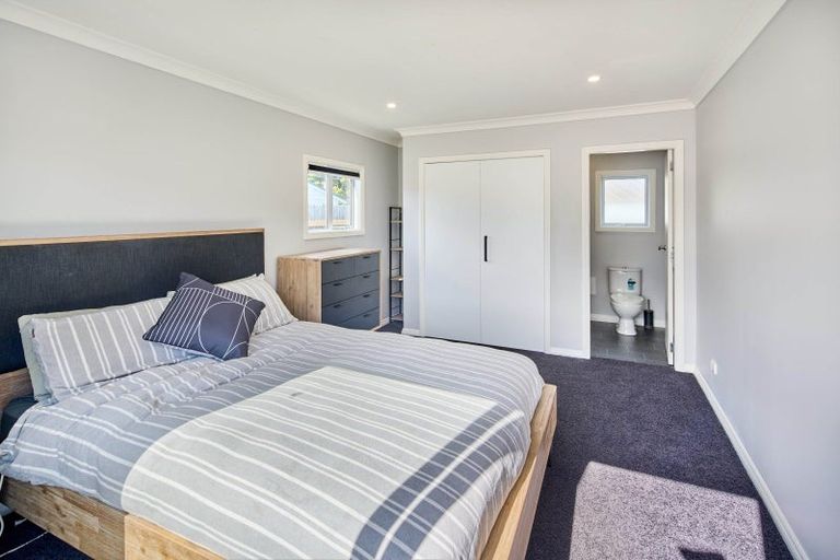 Photo of property in 3 Montgomery Crescent, Clouston Park, Upper Hutt, 5018