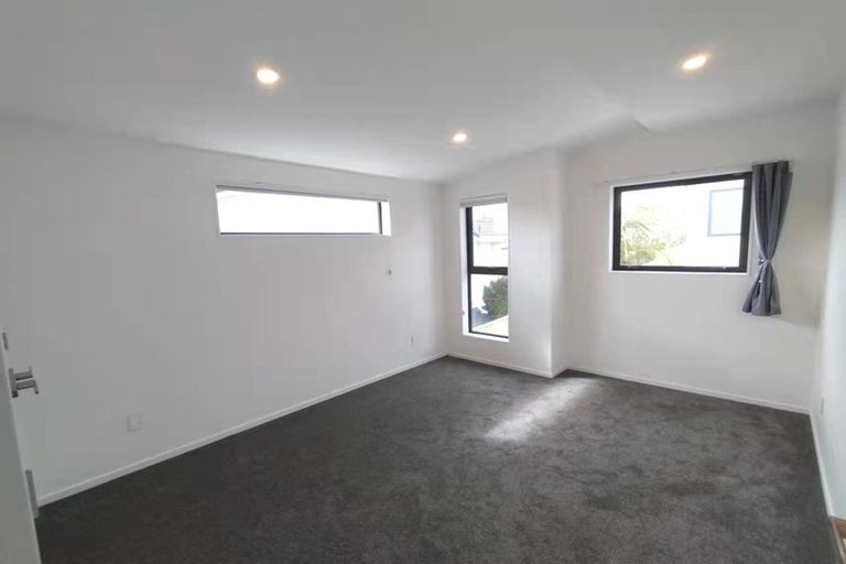 Photo of property in 36a Marendellas Drive, Bucklands Beach, Auckland, 2014