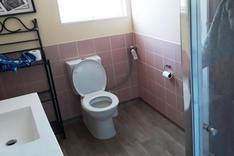 Photo of property in 2/8 Rosebank Terrace, Stoke, Nelson, 7011