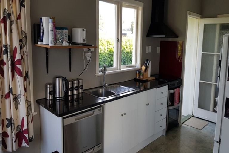 Photo of property in 83 Morrow Avenue, St Andrews, Hamilton, 3200